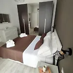 Apartment Tama Syrakus